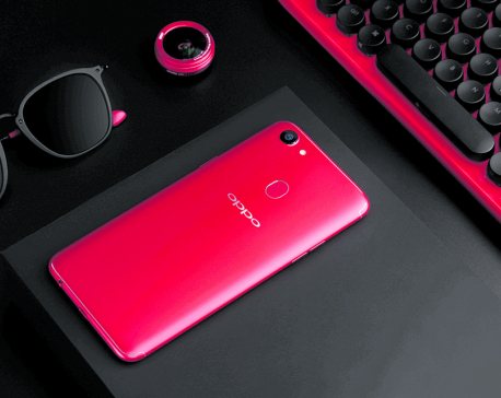 Oppo launches F5 6GB red edition phones
